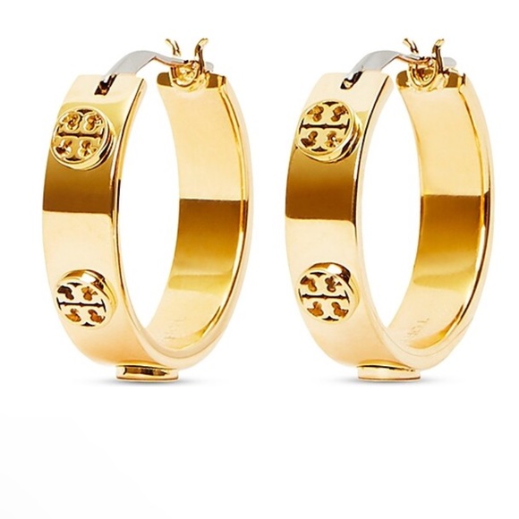 Tory Burch Miller Logo Huggie Gold Hoop Earrings NWT. Retails: $128 - Picture 1 of 8